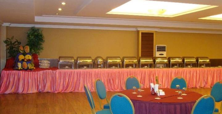 Celebrity Boutique Hotel Hyderabad Bagian luar foto